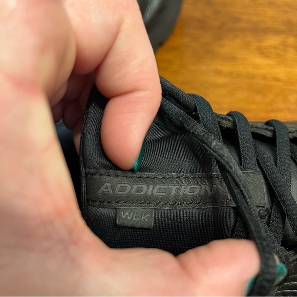 Brooks Addiction Walker men’s walking shoes all black size 12.5 wide 2E - Picture 13 of 13